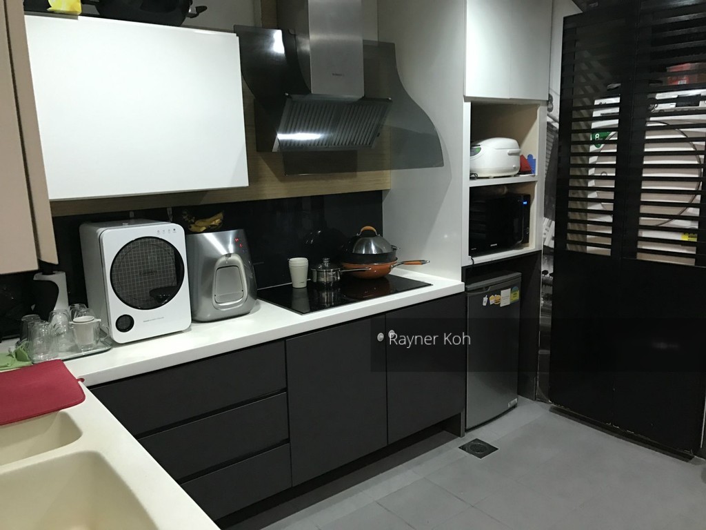 UE Square (D9), Apartment #144662992